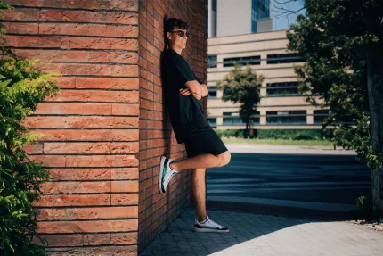 Futura - Iridescent White